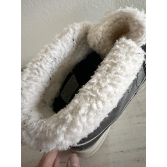 Sorel Women's Explorer Carnival Waterproof Insulated Winter Boots 8 - Picture 9 of 12